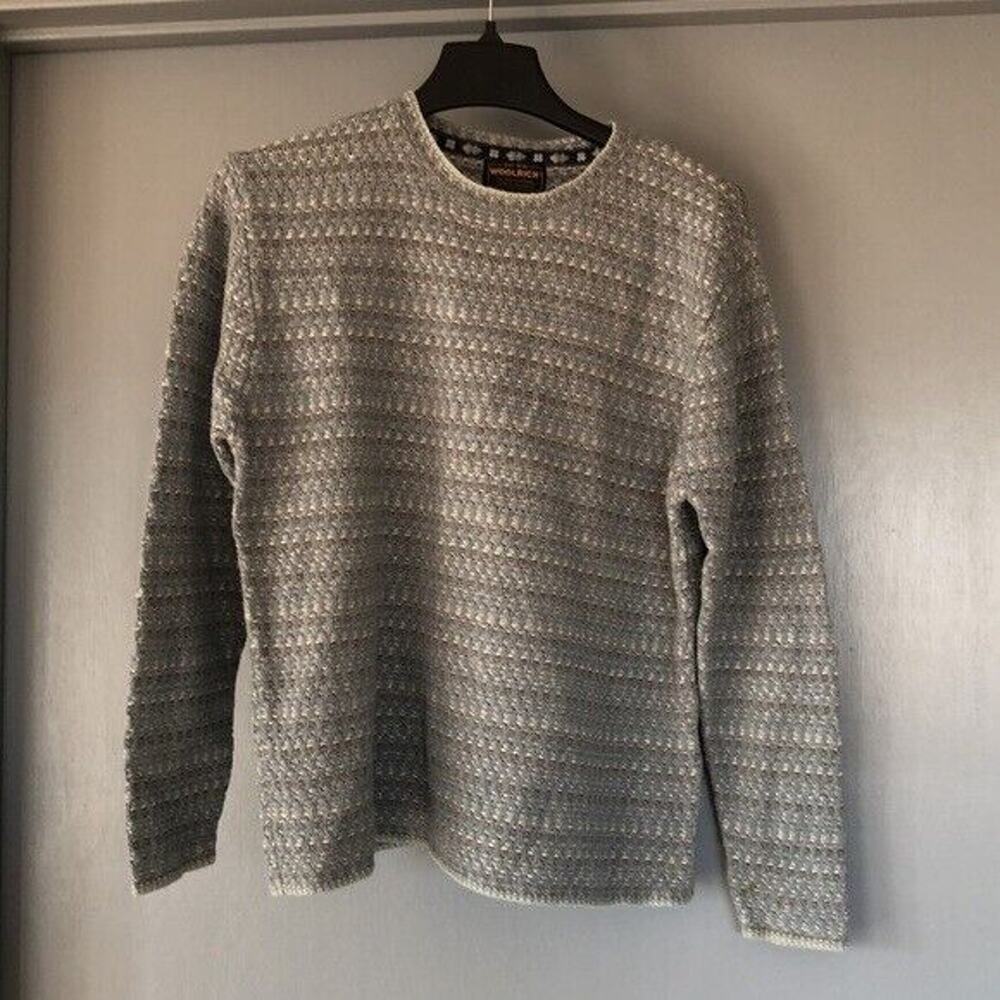 Vintage Woolrich Women's Size L Blue Gray Long Sleeved Crew Pullover Sweater